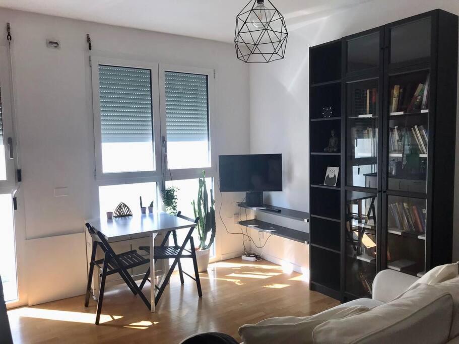 Ferienwohnung Comodo Bilocale Nuovo Milano Exterior foto